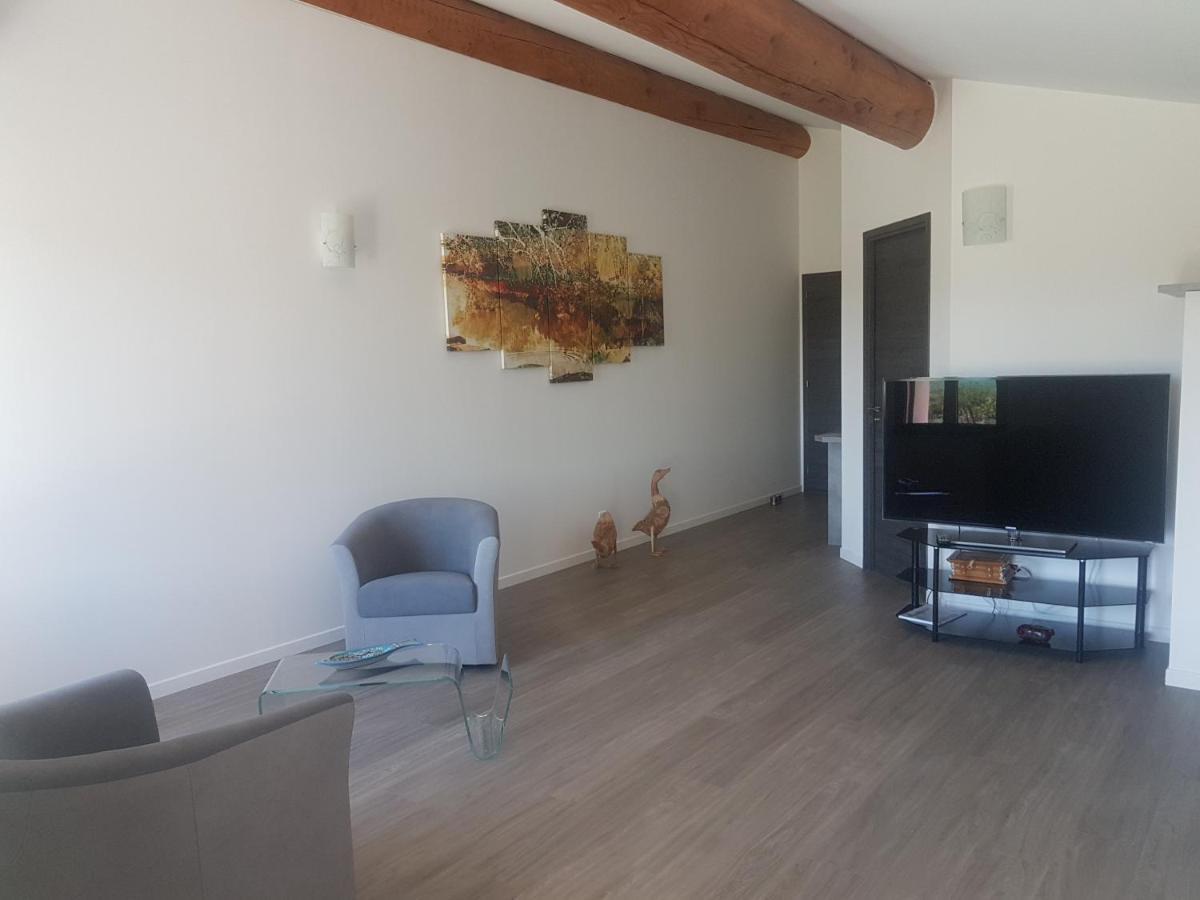 Mas Des Fugueyrolles Bed and Breakfast Cavaillon Εξωτερικό φωτογραφία